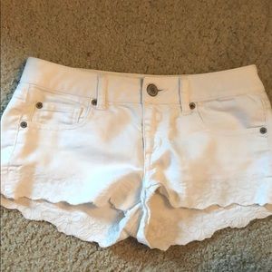 American eagle white shorts